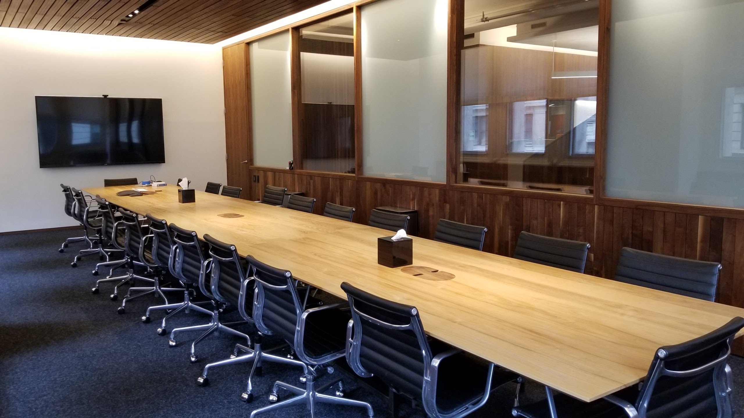 Law firms put a premium on meeting room impressions. Learn how they enhance AV user experiences.